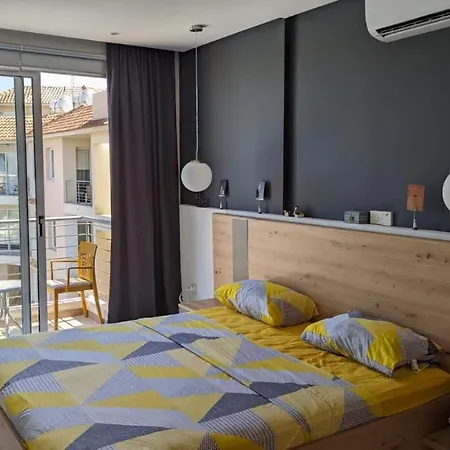 Luxury 2-bedroom Apt. With Seaview Apartment Protaras