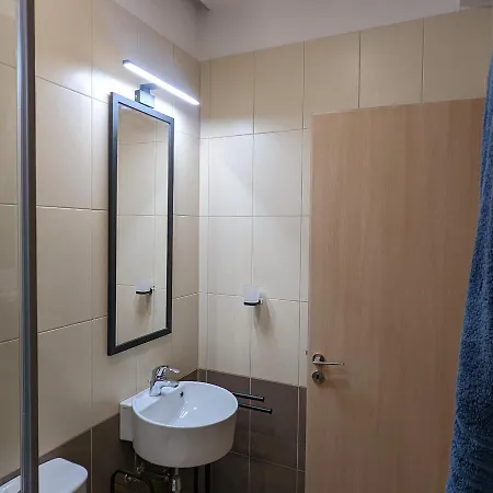 Apartment Luxury 2-bedroom Apt. With Seaview